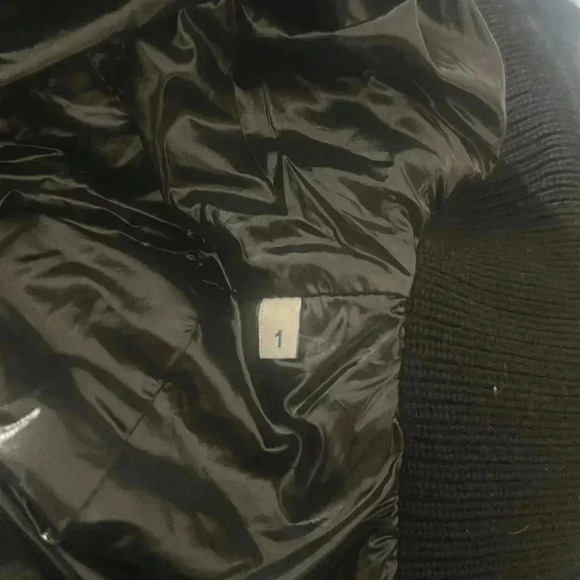 Moncler - Picture 16 of 16